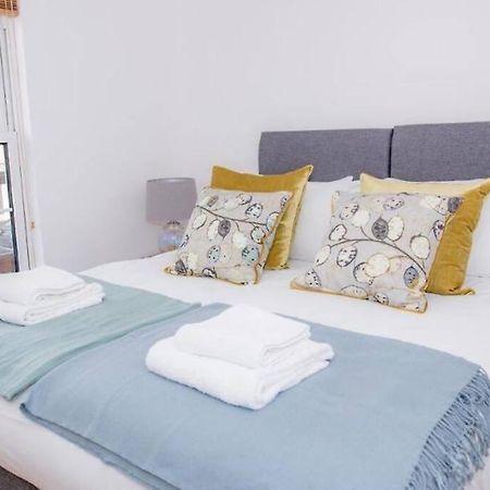 Midsummer Cottage Cambridge ภายนอก รูปภาพ
